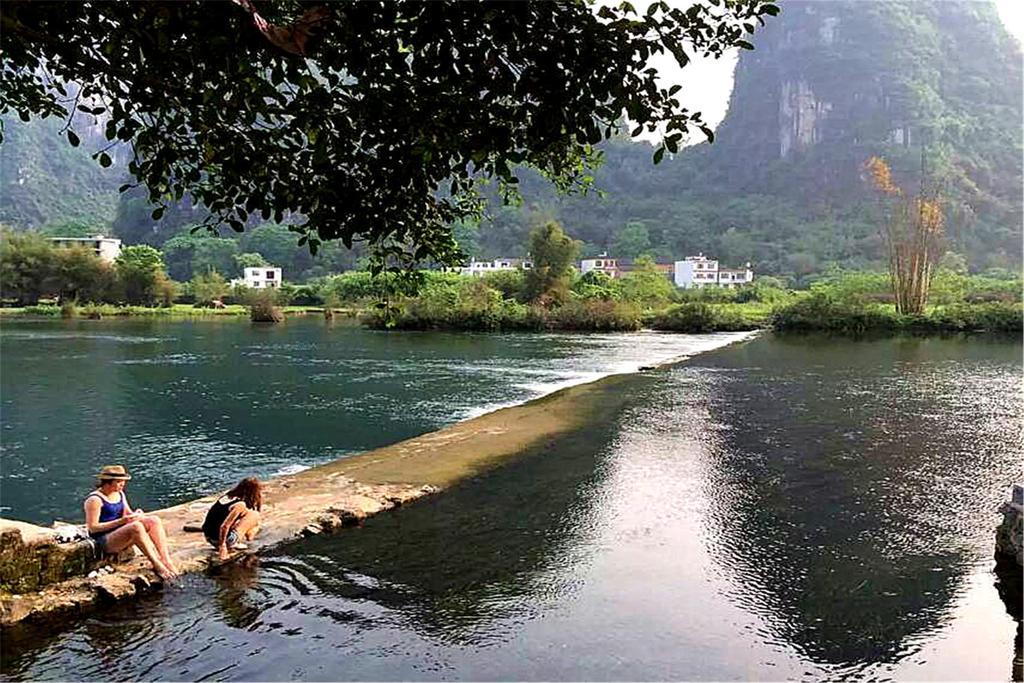 Yangshuo Peaceful Valley Retreat Hotel Buitenkant foto